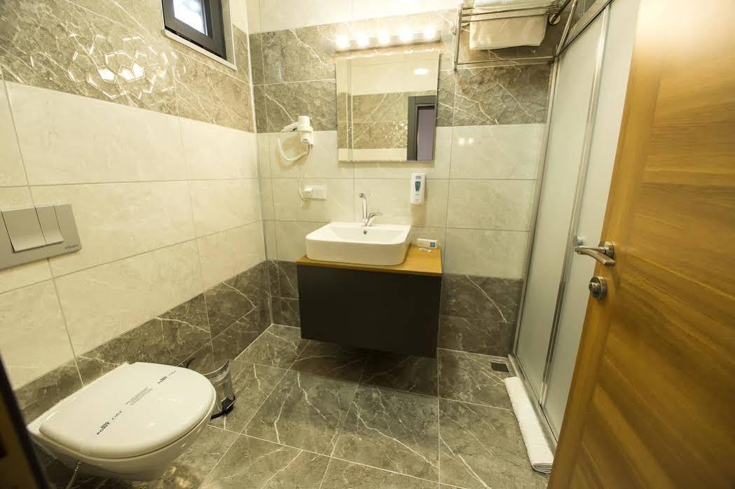 Big Point Plus Hotel Biga Екстер'єр фото