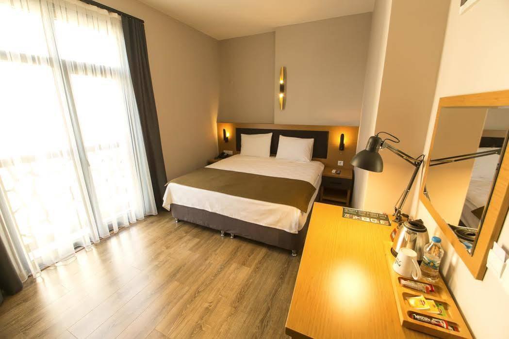 Big Point Plus Hotel Biga Екстер'єр фото